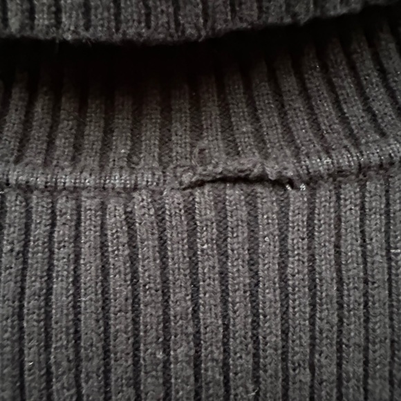 Ralph Lauren Vintage Black Ribbed Turtleneck Sweater EUC - Picture 4 of 5